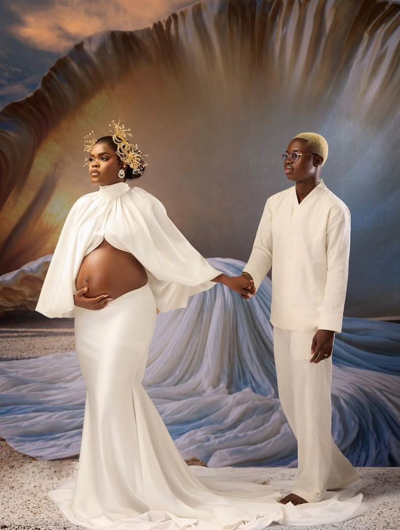 Streamers, Jarvis and Peller, release lovely maternity photos
